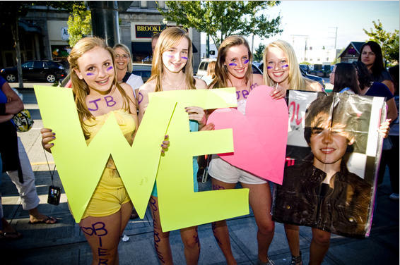 Justin Bieber @ The Comcast Arena