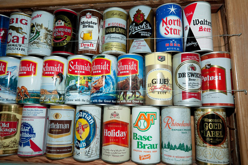 Collection of vintage Midwest beer cans.