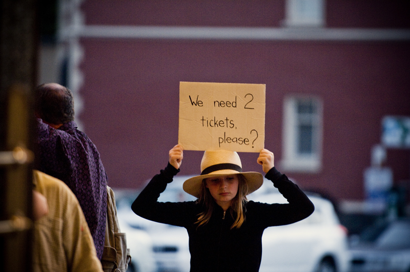 "It was a bright summer West Coast evening, but Neil Young was