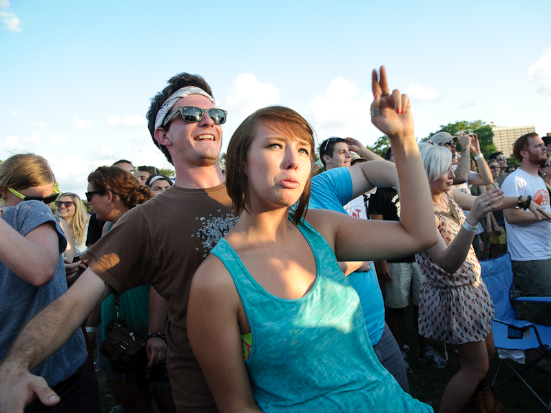 Dancers for Big Boi.