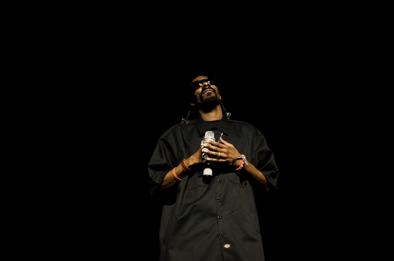 Snoop Dogg and Ice Cub lit up the Paramount last night. Fo'