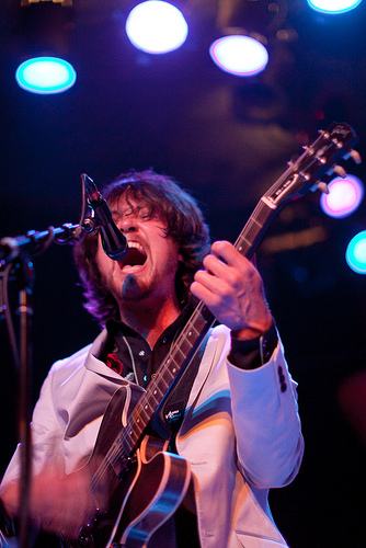 On Friday, July 9, Carissa's Wierd played a onetime reunion show at