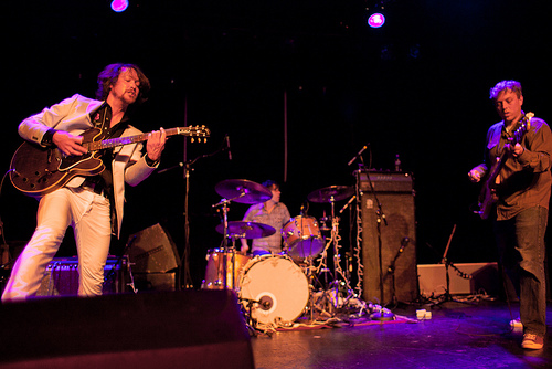 On Friday, July 9, Carissa's Wierd played a onetime reunion show at