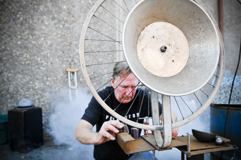 The sun finally came out to grace artists and art lovers at