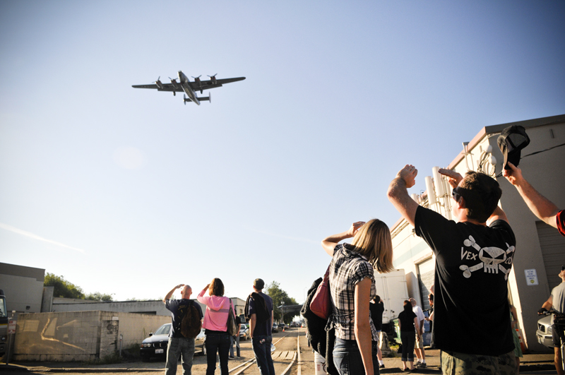 The sun finally came out to grace artists and art lovers at