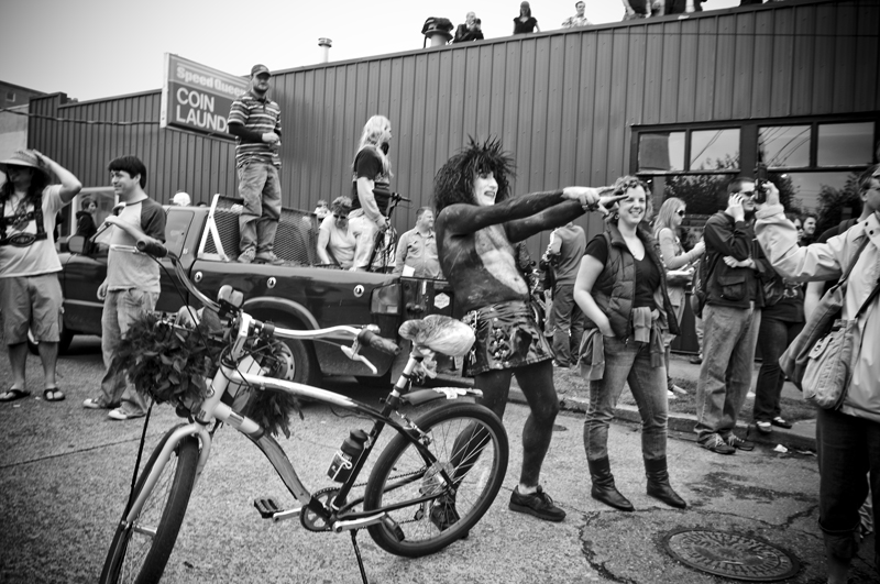 Rock out with your lock out (bike lock that is).