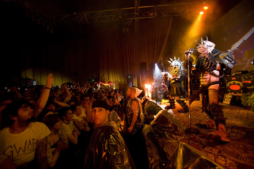 Gwar.