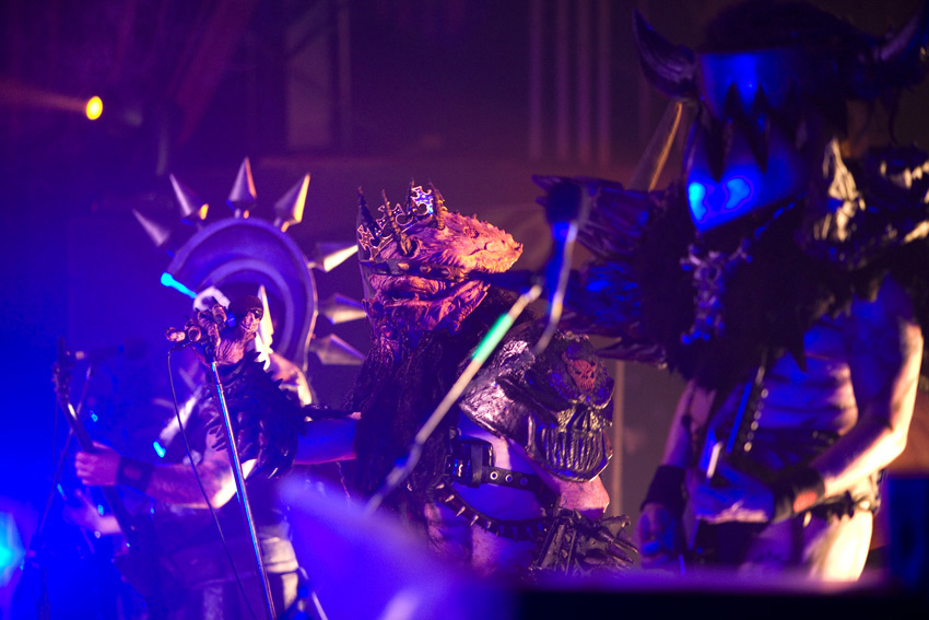 Gwar.