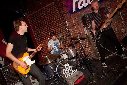 The Disciplines, featuring Ken Stringfellow of The Pixies fame, played The Comet