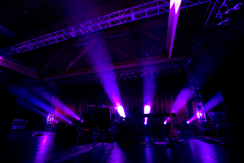 Insert church music here.