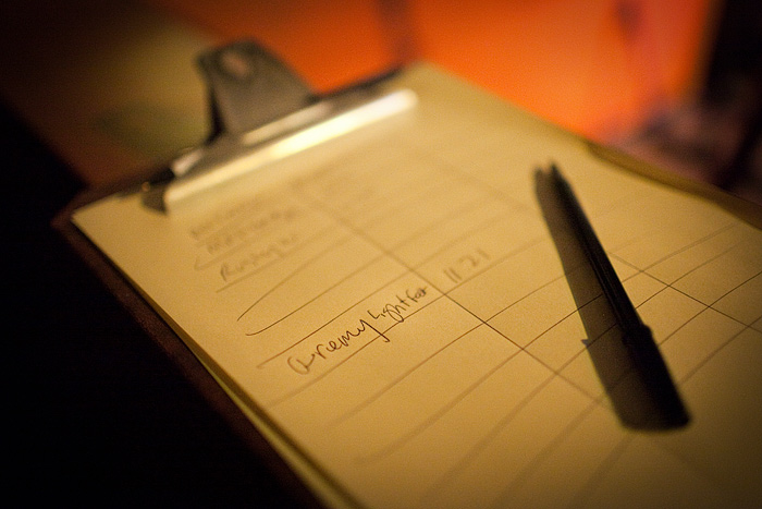 Sign up sheet for Hattie's Hoot at Hattie's Hat.