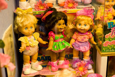 Seattle band The Raggedy Anns come across some disturbing dolls at the Puyallup Fair