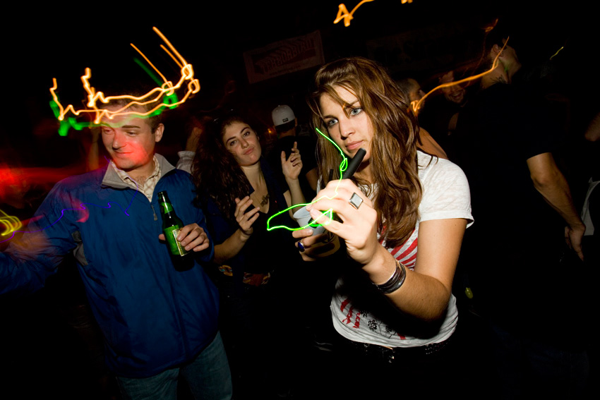 Laser pen lights are the new glow sticks.
