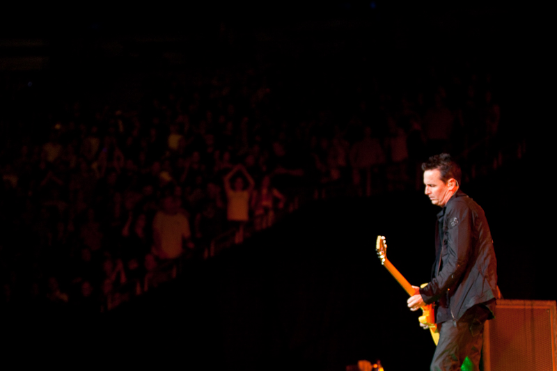 Pearl Jam launched a tour behind their new album, Backspacer, with a