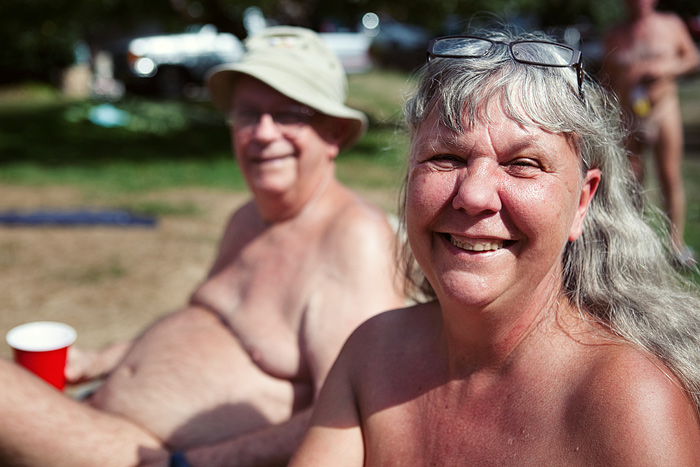 Mary grew up in a nudist family (her father has been a nudist most of his life) in Arizona but she is the only one of her siblings that is still one.