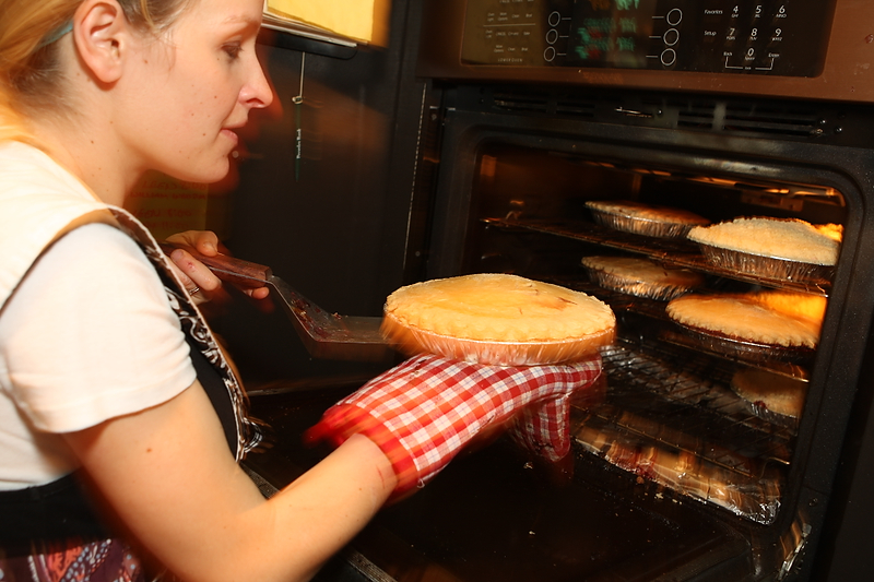 SEATTLE, WA FRIDAY AUGUST 21, 2009 Seattle Pie Company in Magnolia. (Photo by Kevin P. Casey)