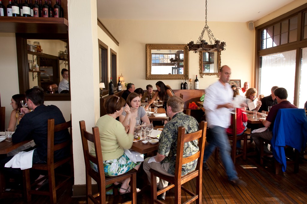 Warm and clean at the same time, Cantinetta is instantly likeable.