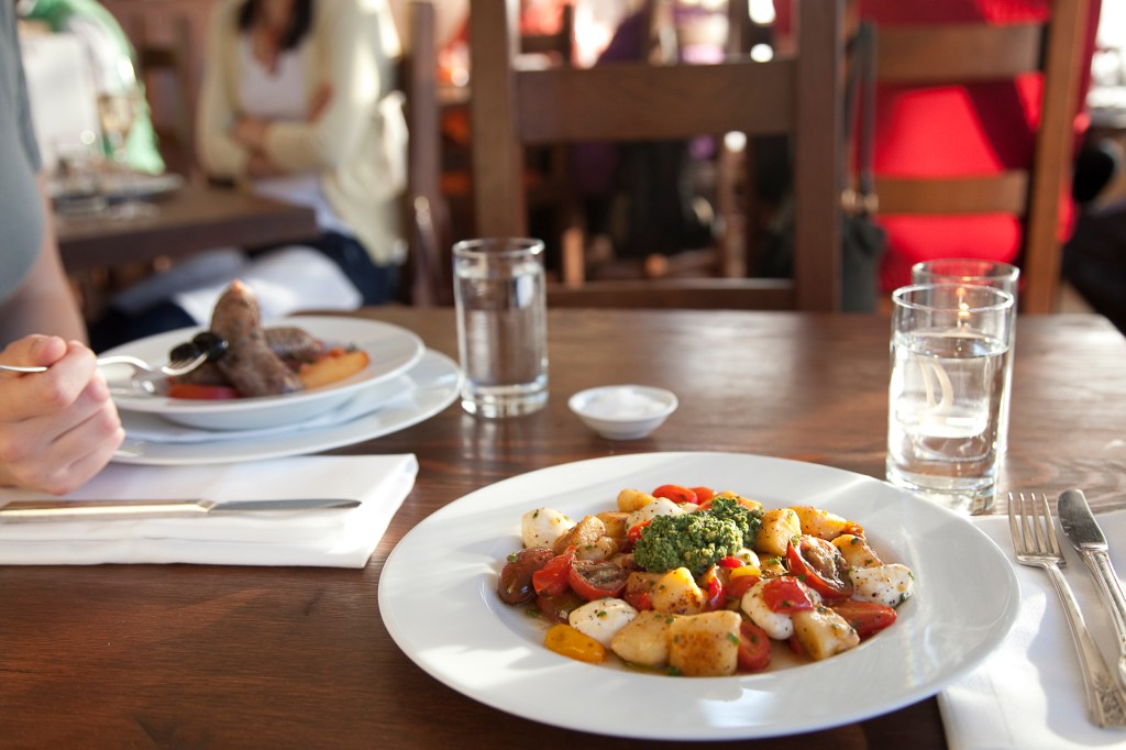 Like every ambitious chef who's spent time in Italy, chef and Seattle newcomer Brian Cartenuto divides his menu into antipasti, primi (pastas), secondi (entrees), and contorni (sides).