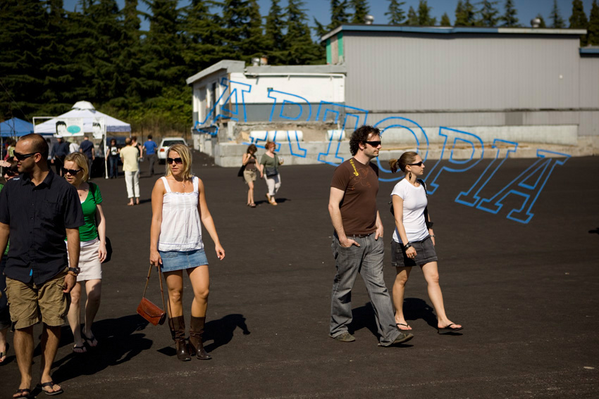 Saturday's Artopia event was a smash, with perfect weather, great bands, hot