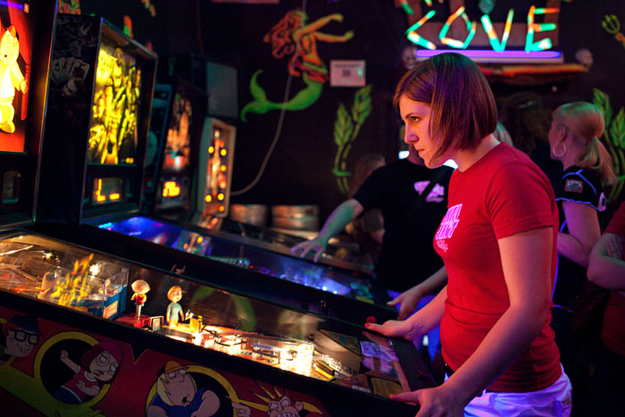 Elizabeth concentrates on her last round of Family Guy.