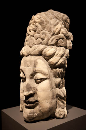 Long-Bin ChenGuan Ying with Flower Crown (Ming Dynasty) (2007)