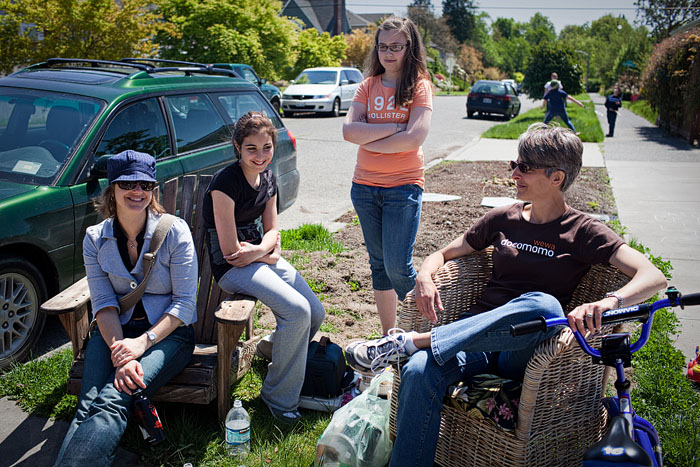 Mindy, Claire, Bailey & Brooke discuss how the day has brought a real sense of community in their neighborhood.