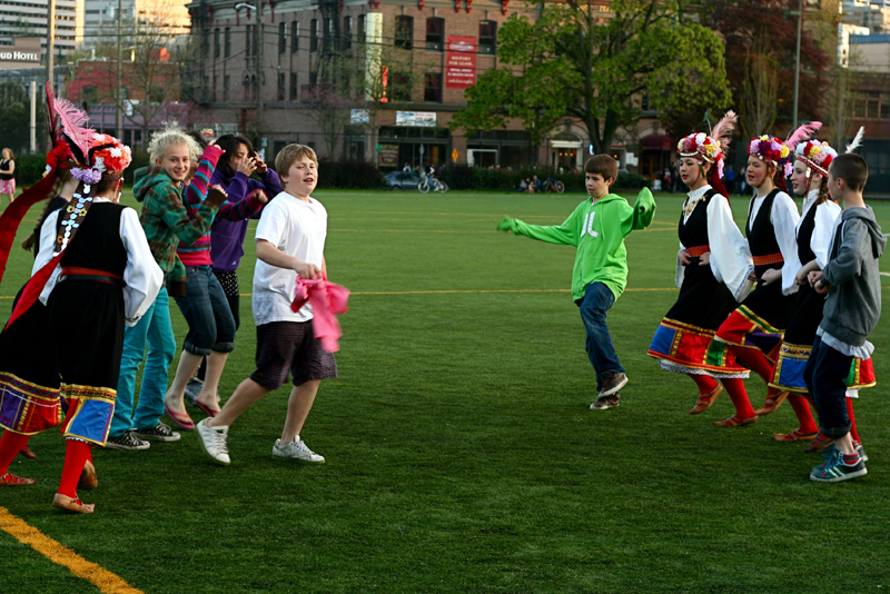 Performance troupe The Cabiri performed Daedalus Rising and celebrated their 10th Anniversary