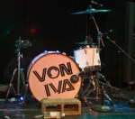 Awaiting the leading ladies...