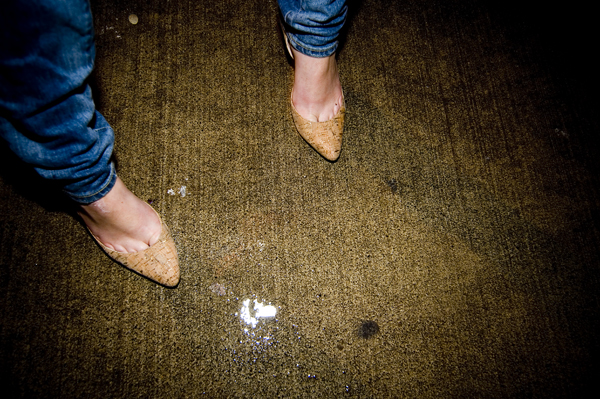 Yes, hot shoes brave the rain.