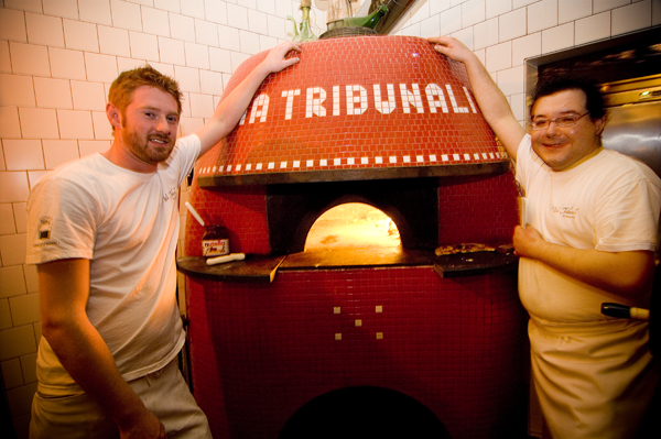 Via Tribunali Antica Pizzeria.