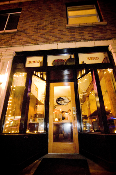 Via Tribunali Antica Pizzeria.