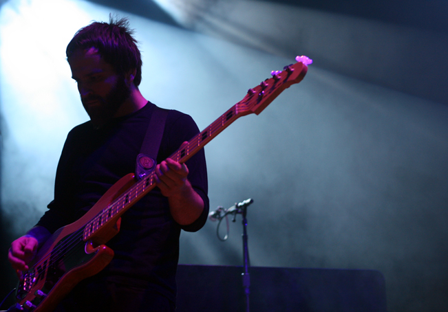 Nick Harmer has toned down the Billie Goat-inspired facial hair for the Christmas season.