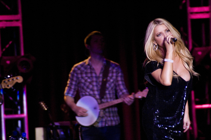 Jessica Simpson had the honor on Friday, Nov. 7, of being the