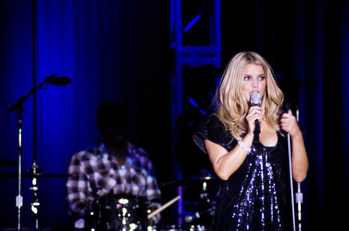 Jessica Simpson had the honor on Friday, Nov. 7, of being the