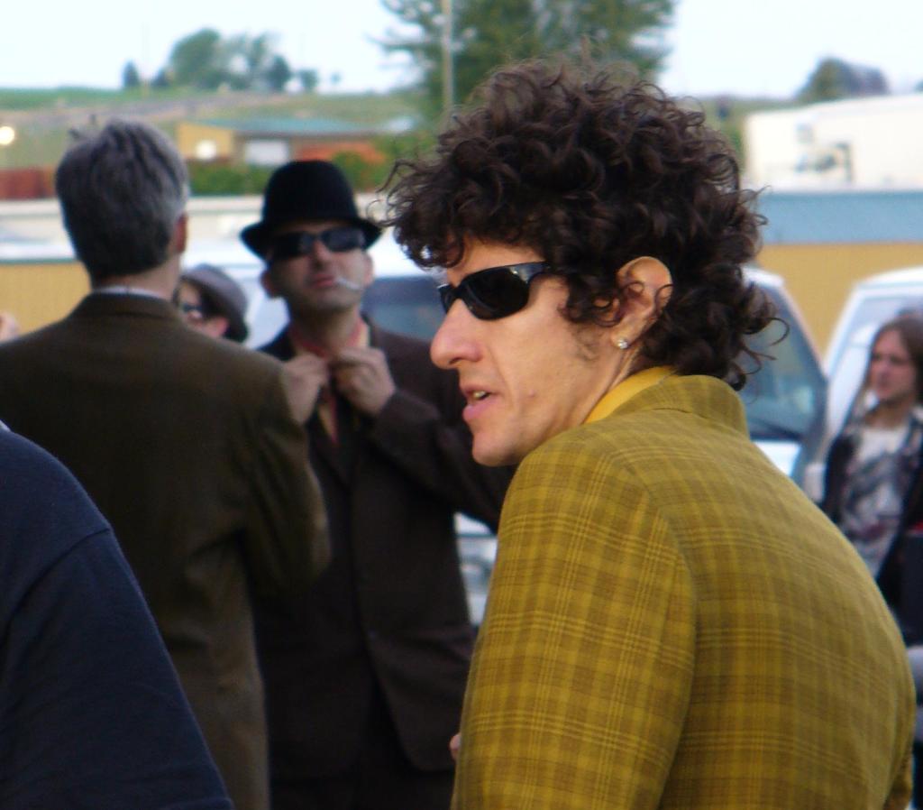 Mike D busts a move, with the boys in the background.