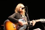 With apologies to Vince Vaughn, Lucinda Williams concerts are like pizza, baby:
