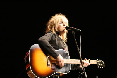 With apologies to Vince Vaughn, Lucinda Williams concerts are like pizza, baby: