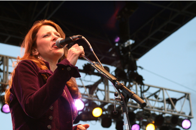 The husband and wife played a rare show in the same band,