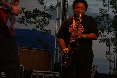 The husband and wife played a rare show in the same band,