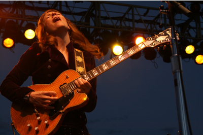 The husband and wife played a rare show in the same band,