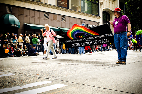 Bears, Obama fans, Sisters, and others turned out for Seattle's Pride Parade,