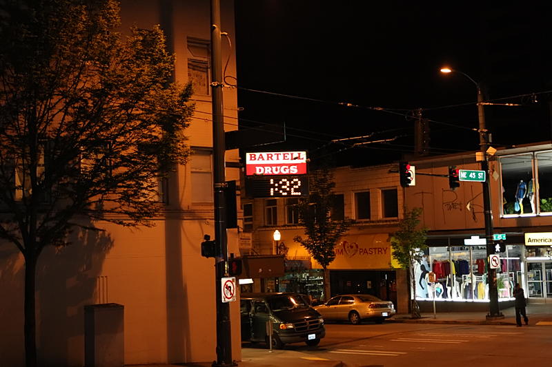 1:32: Back at the corner of 45th, I weighed my options. I'd been out for over an hour and a half, and thought I'd had plenty of adventure. Last call will have to wait for another night.