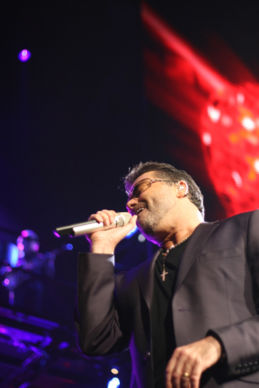 After two encores (seriously), Michael ended the night with Freedom to which we all wailed like banshees and waved our arms. I'm so glad I called in sick! someone happily sighed to his friend. That was amazing. Indeed.