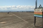 The city park at Piers 62 and 63 offers great access and open boardwalk, which, unfortunately, the law-abiding public seems reluctant to use.
