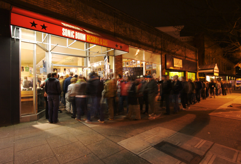 Stephen Malkmus and The Jicks performed at Ballard's Sonic Boom on Monday,