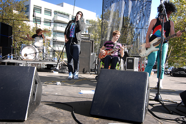 Saturday's show was Eric Howk's first with the band after an accident