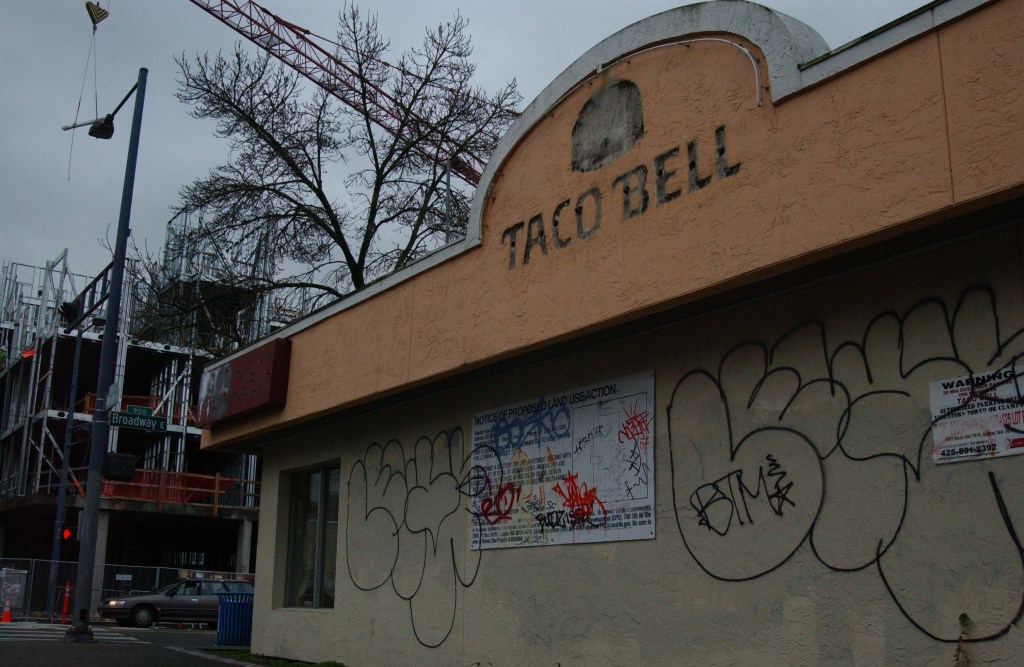 Gay, straight, or bi, Taco Bell served us all; only it, too, is becoming a ghost of Cap Hill's past.