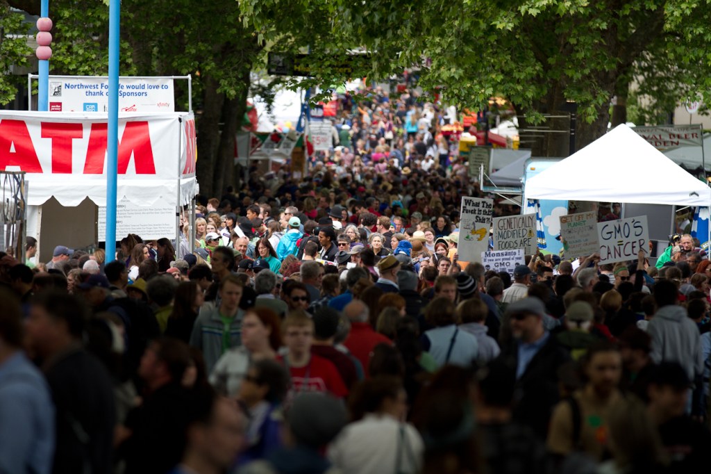 Seattle Center was a bustle of busking and dance this weekend as