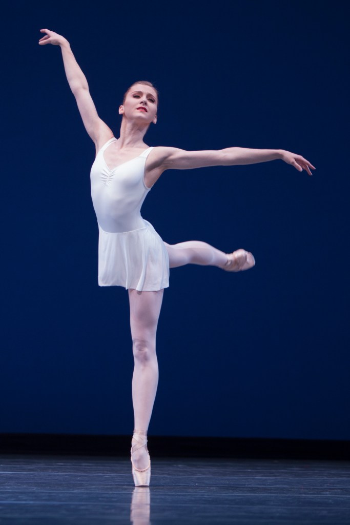 PNB’s Carla Korbes in Concerto Barocco.