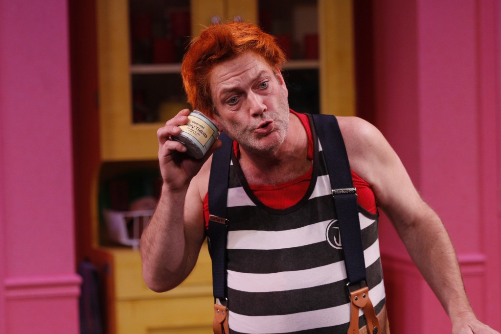 Giovanni (Curtis) is confused about groceries.Chris Bennion